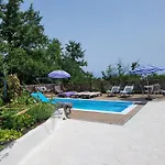 Lägenhet Grosse Mit Meerblick Und Pool Und Jacuzzi Lovran