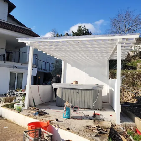 Apartment Chiara Mit Meerblick Und Pool Und Jacuzzi
