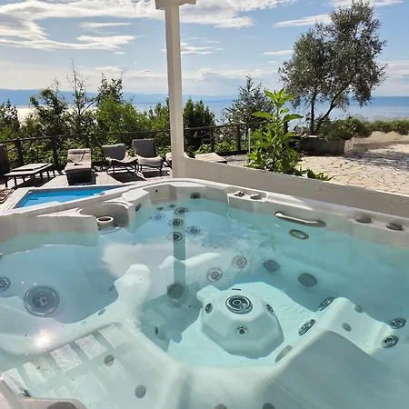 Grosse Mit Meerblick Und Pool Und Jacuzzi