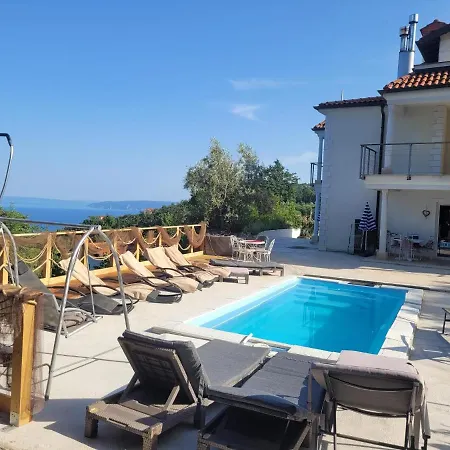 Grosse Mit Meerblick Und Pool Und Jacuzzi Apartment