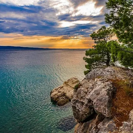 Chiara Mit Meerblick Und Pool Und Jacuzzi Apartament Lovran