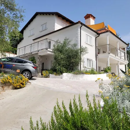 Chiara Mit Meerblick Und Pool Und Jacuzzi *