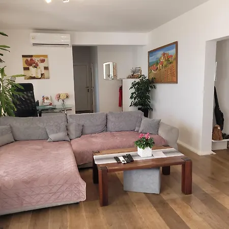 Chiara Mit Meerblick Und Pool Und Jacuzzi *