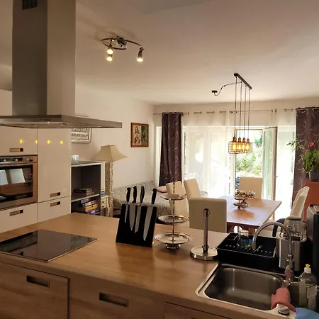 Chiara Mit Meerblick Und Pool Und Jacuzzi