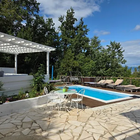 Grosse Mit Meerblick Und Pool Und Jacuzzi Lovran