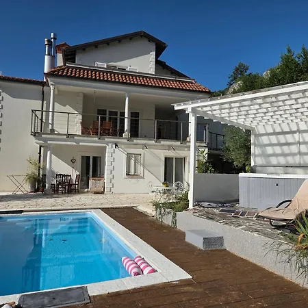 Chiara Mit Meerblick Und Pool Und Jacuzzi Lägenhet