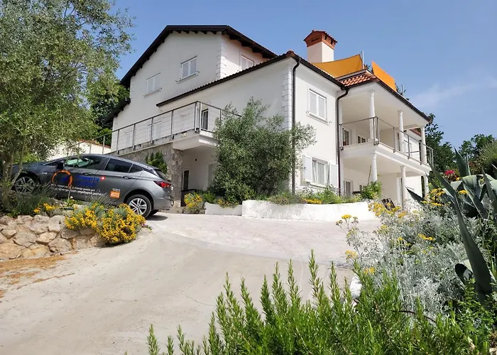 Chiara Mit Meerblick Und Pool Und Jacuzzi *