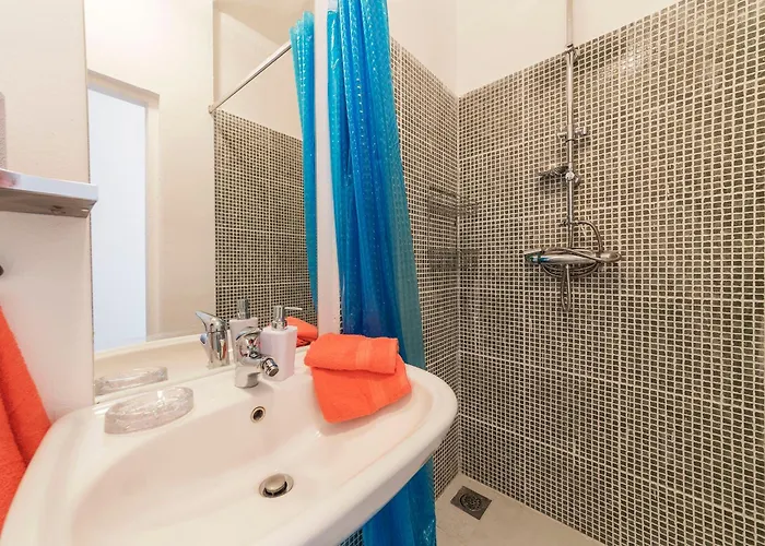 Apartamento Chiara Mit Meerblick Und Pool Und Jacuzzi