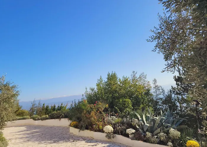 Chiara Mit Meerblick Und Pool Und Jacuzzi