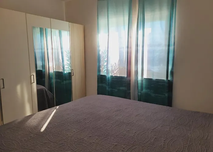 Chiara Mit Meerblick Und Pool Und Jacuzzi Apartamento *