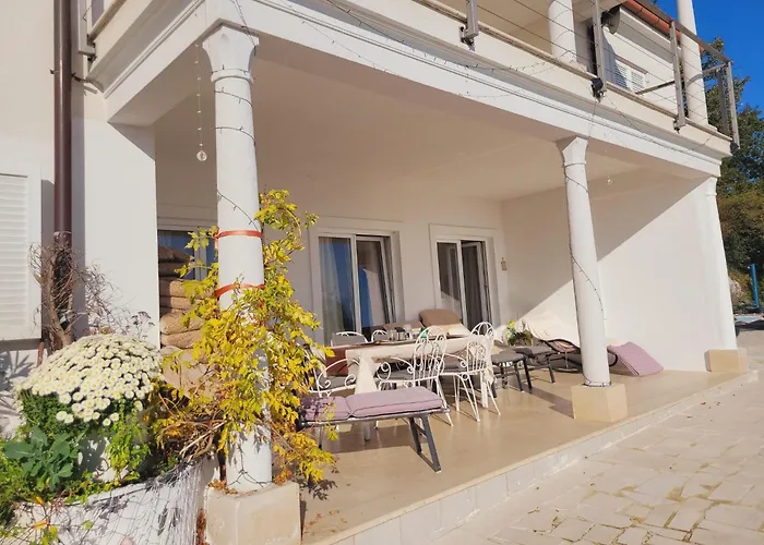 Apartamento Chiara Mit Meerblick Und Pool Und Jacuzzi *