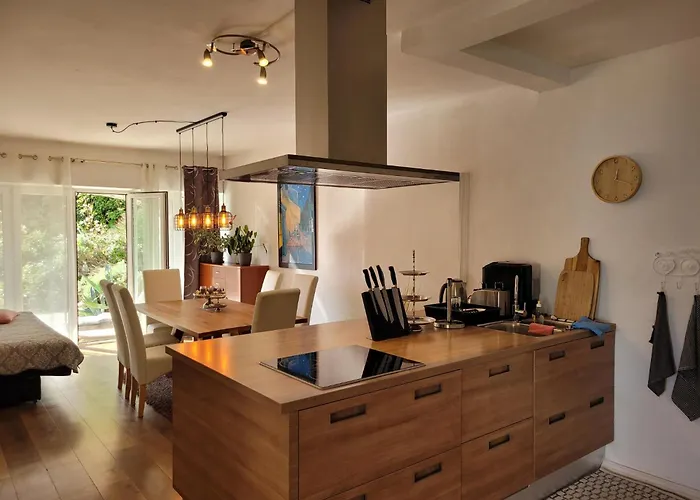 Appartement Chiara Mit Meerblick Und Pool Und Jacuzzi Lovran