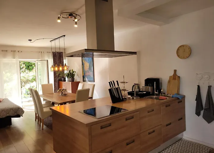 Apartamento Chiara Mit Meerblick Und Pool Und Jacuzzi